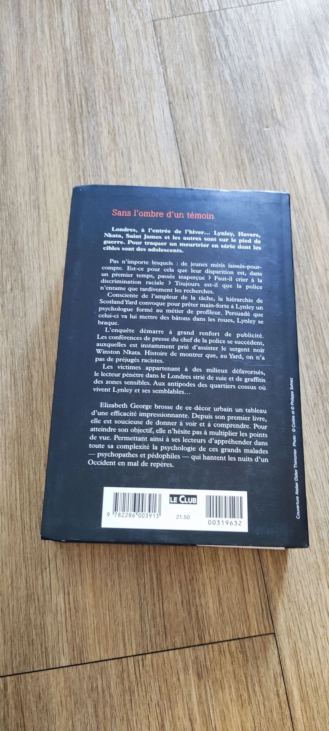 📚Livre "Sans l'ombre d'un témoin" de la célèbre autrice Elizabeth George🕵️‍♂️ – photo 6
